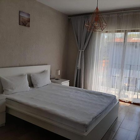 Casa Orhideea Hotel คอสติเนช ภายนอก รูปภาพ