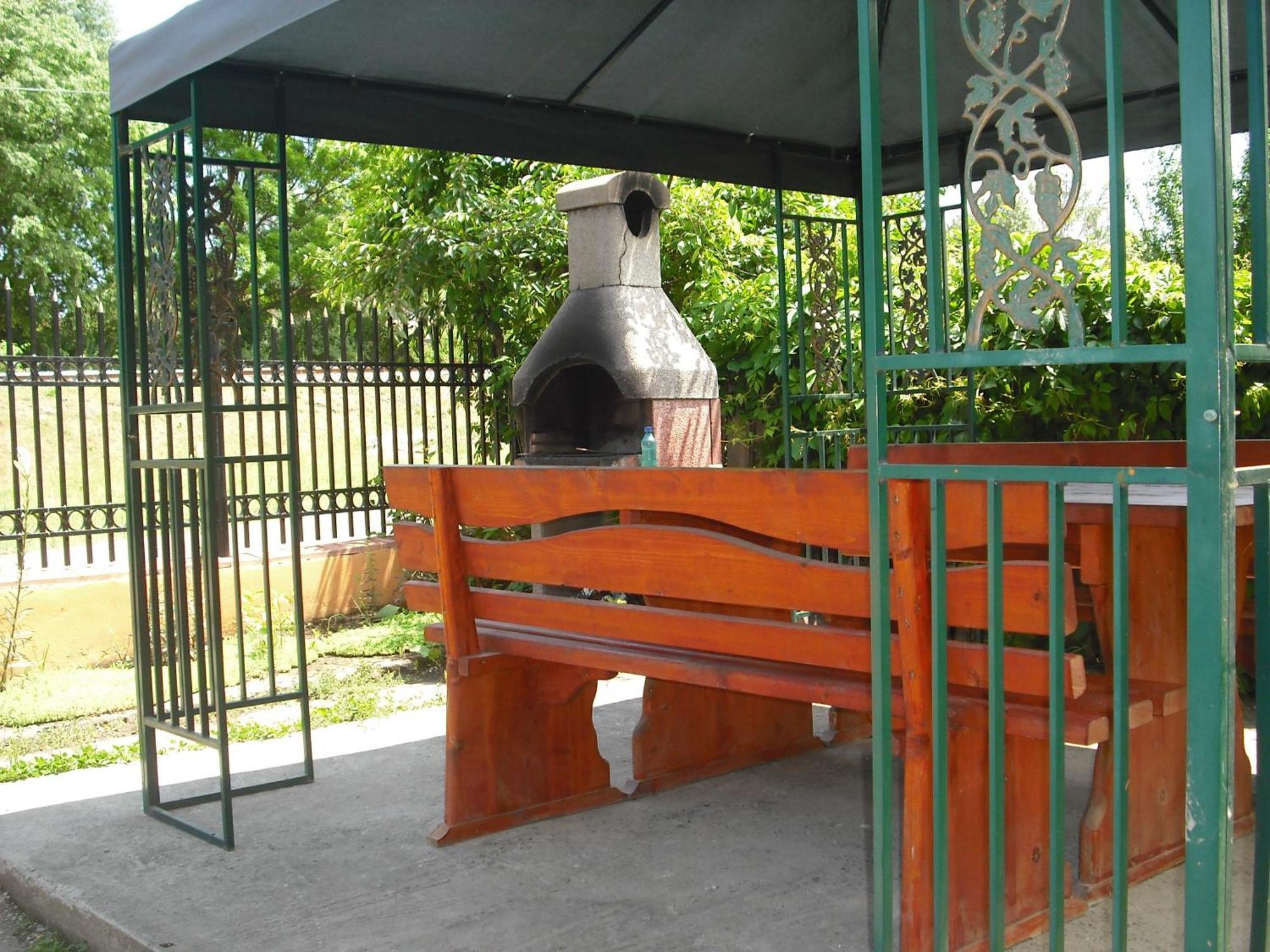 Casa Orhideea Hotel คอสติเนช ภายนอก รูปภาพ