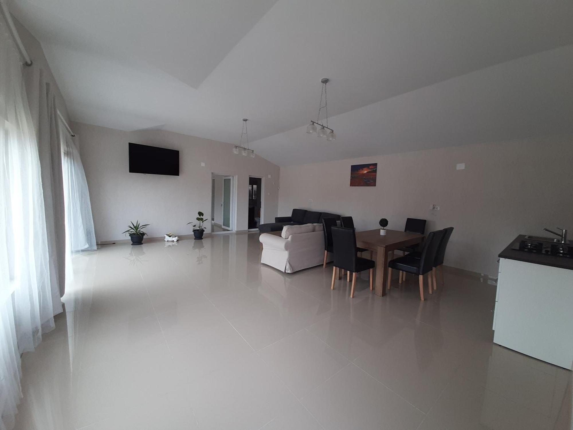 Casa Orhideea Hotel คอสติเนช ภายนอก รูปภาพ
