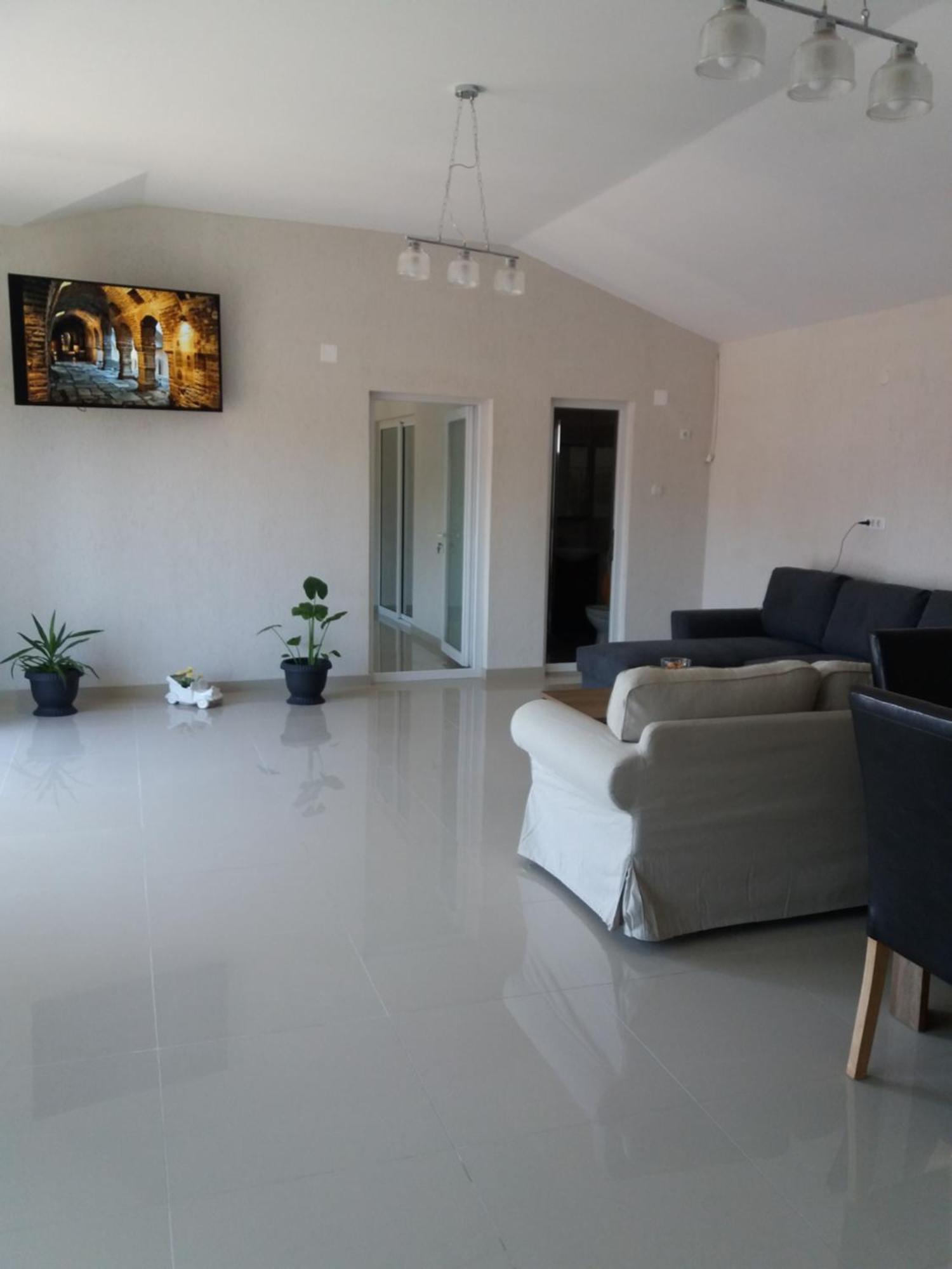 Casa Orhideea Hotel คอสติเนช ภายนอก รูปภาพ